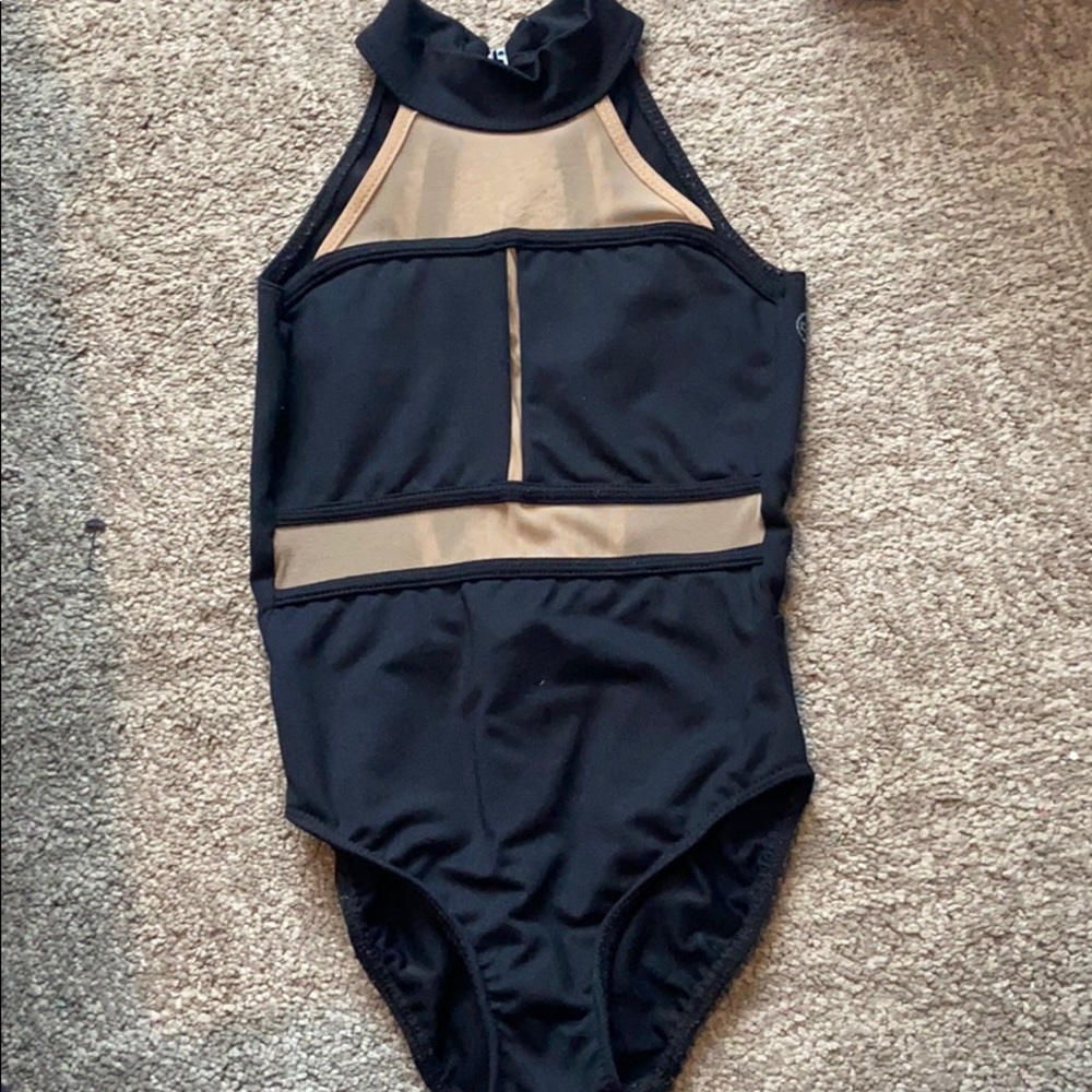 Five Dancewear Leo